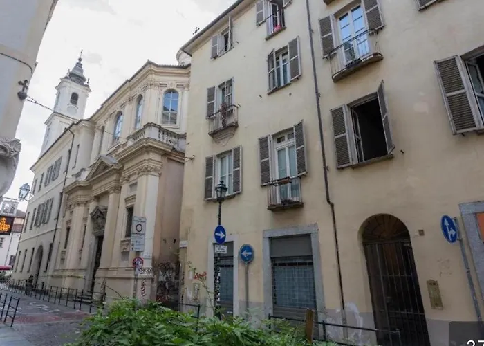 Il Cortile Del Centro 17 * Turín